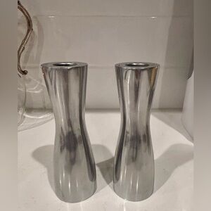 Modern Steel/Aluminum Candle Holders – Sleek Hourglass Design, Set of 2